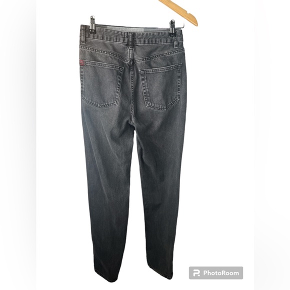 BDG Mom High Rise Jeans - Picture 4 of 6